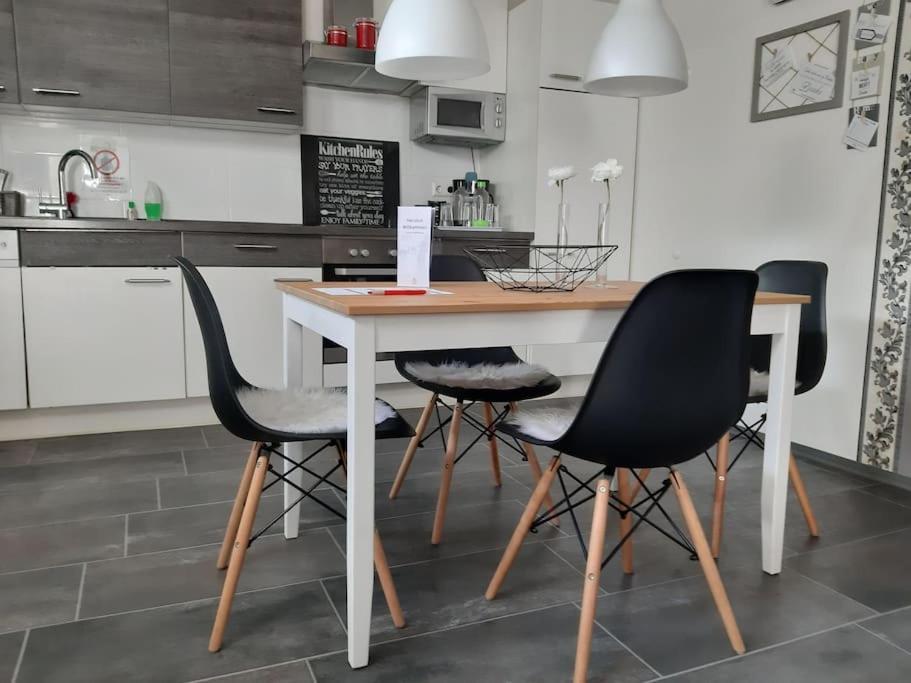 Bello Apartamento Graben-Neudorf Eksteriør bilde